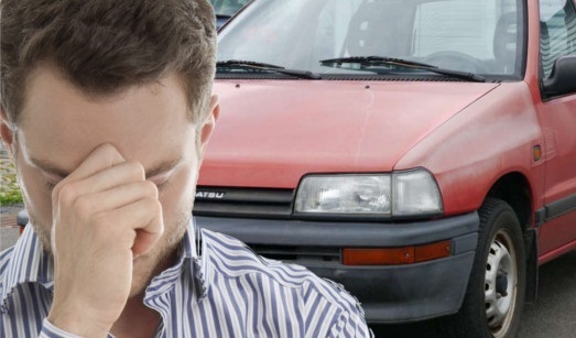 Un homme n'arrive pas à revendre sa voiture pires erreurs vente voiture